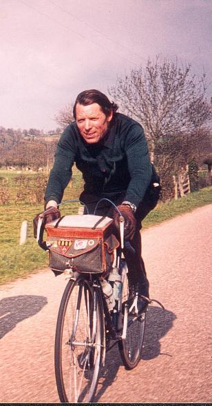 Cyclotouriste JB DURANTON en 1968 sur son vélo